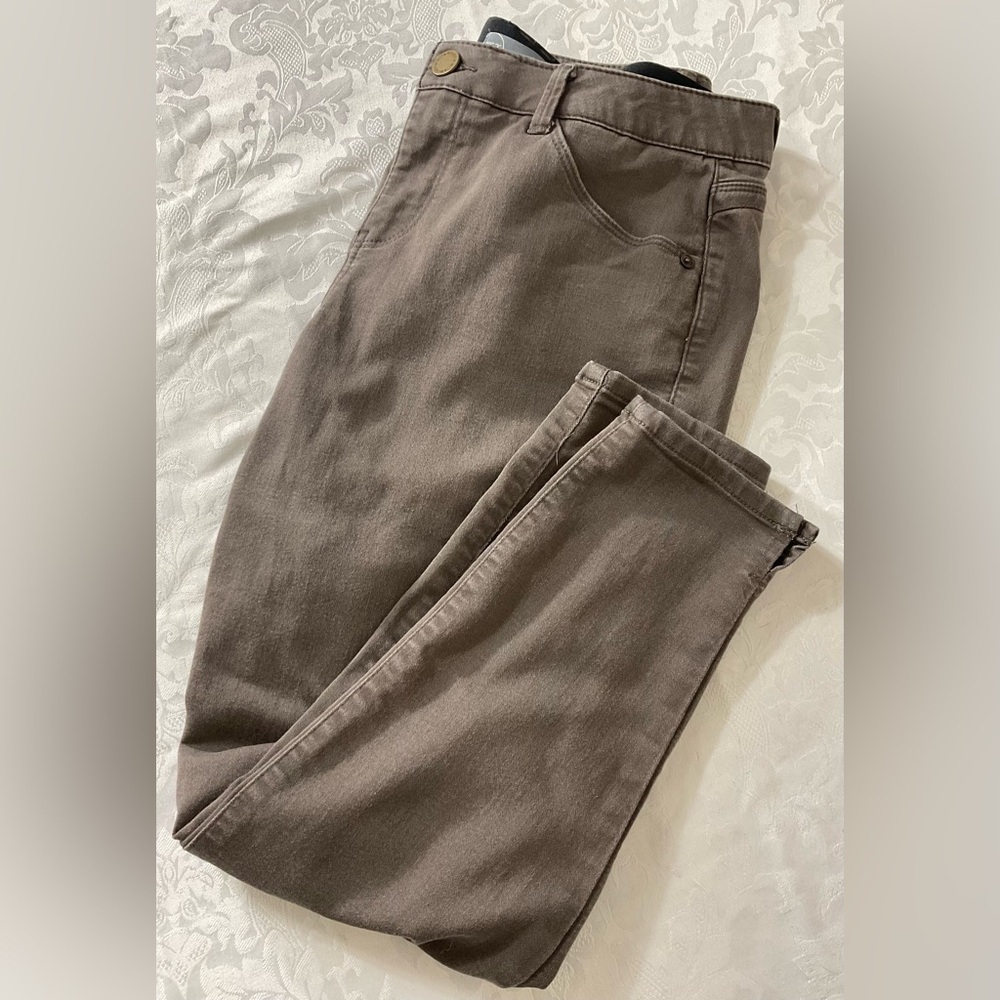 Wit & Wisdom Brown Denim Stretch Jeans 5-Pocket Design Women Size 10P (petite)
